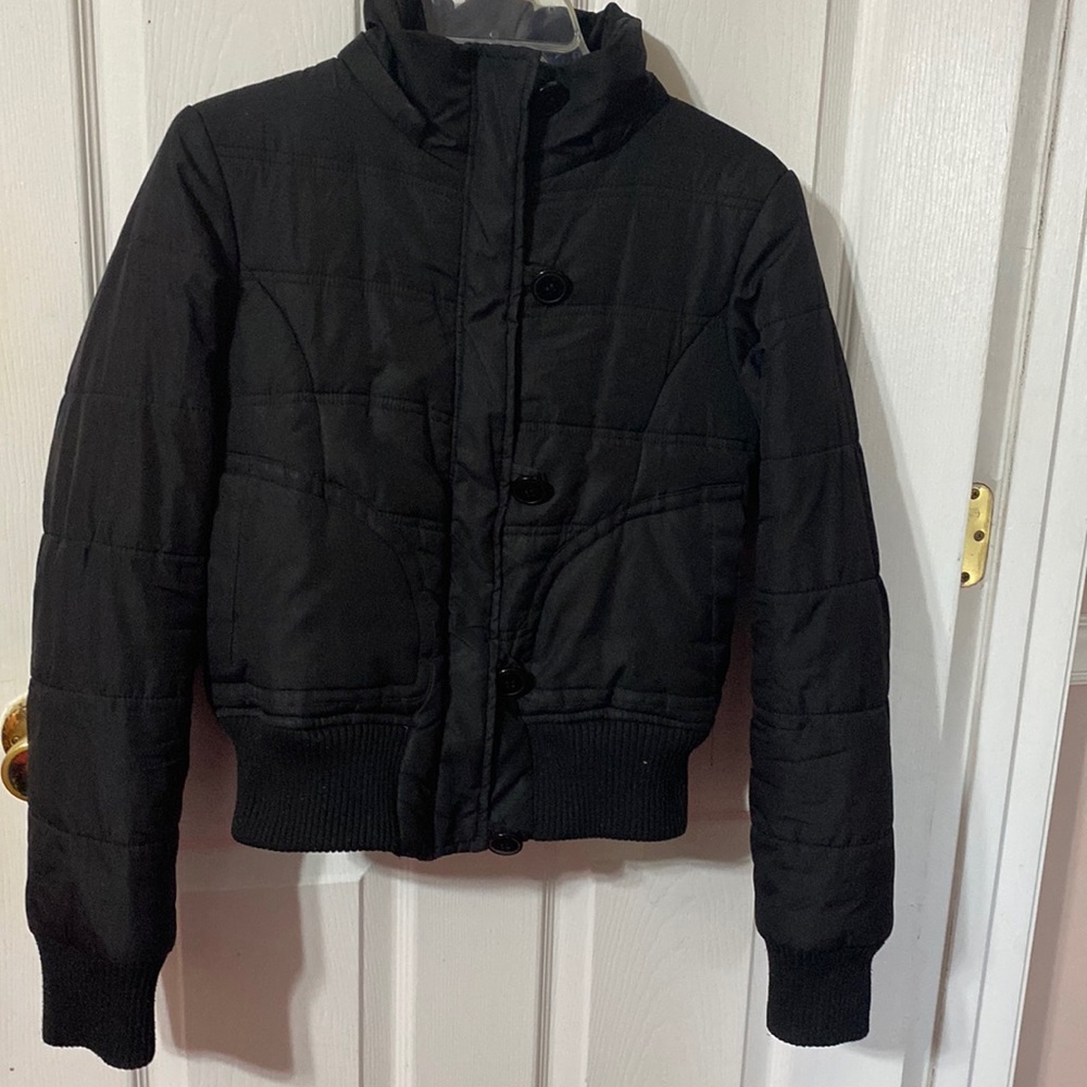 Personal Identity juniors puffy lined jacket with pockets; size Medium